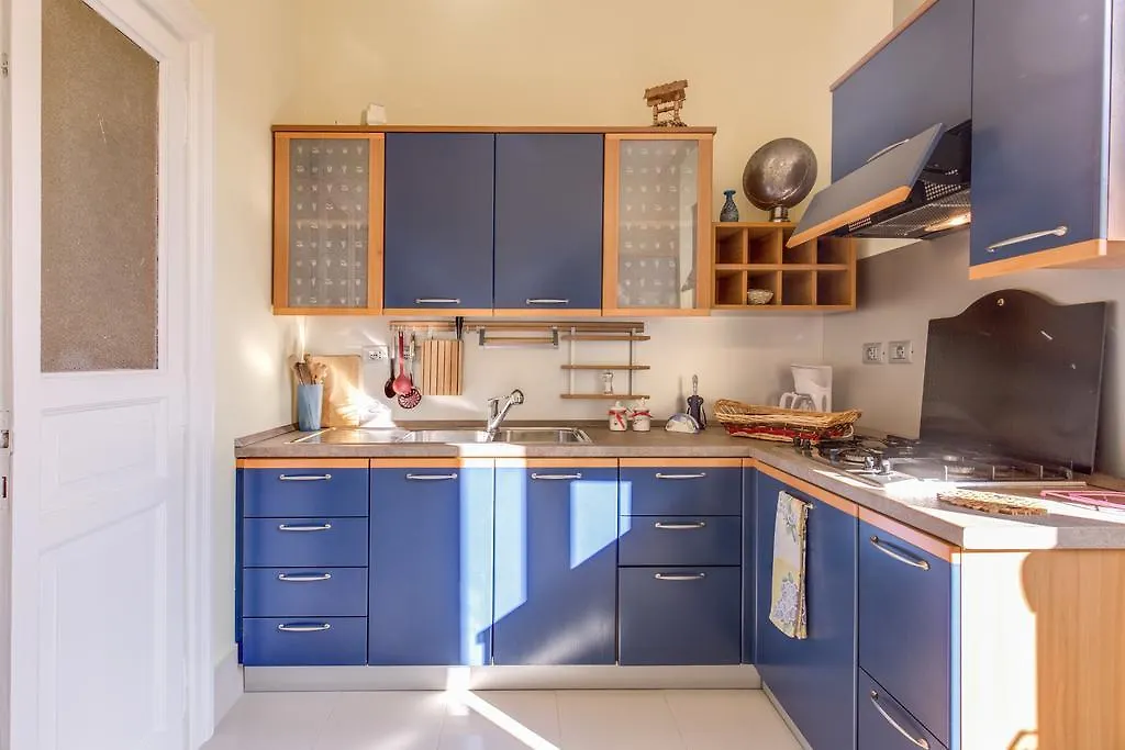 Daire Appartamento Magna Grecia Roma İtalya